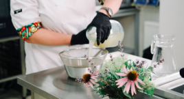 We present a video on the preparation of food and beverages STAROPAN CUISINE XVI-XIX centuries