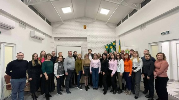 У ПУСТОМИТАХ ОБГОВОРИЛИ ВИКЛИКИ ТА МОЖЛИВОСТІ ДЛЯ МУНІЦИПАЛІТЕТІВ У СФЕРІ ЕНЕРГОЕФЕКТИВНОСТІ
